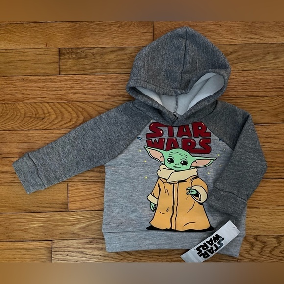 🆕 Star Wars | baby yoda hoodie | baby boy 12 mo - Picture 1 of 4